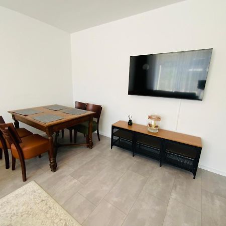 Sehr Schoenes Haus Mit Terasse Naehe Duesseldorf Apartment Krefeld Ngoại thất bức ảnh